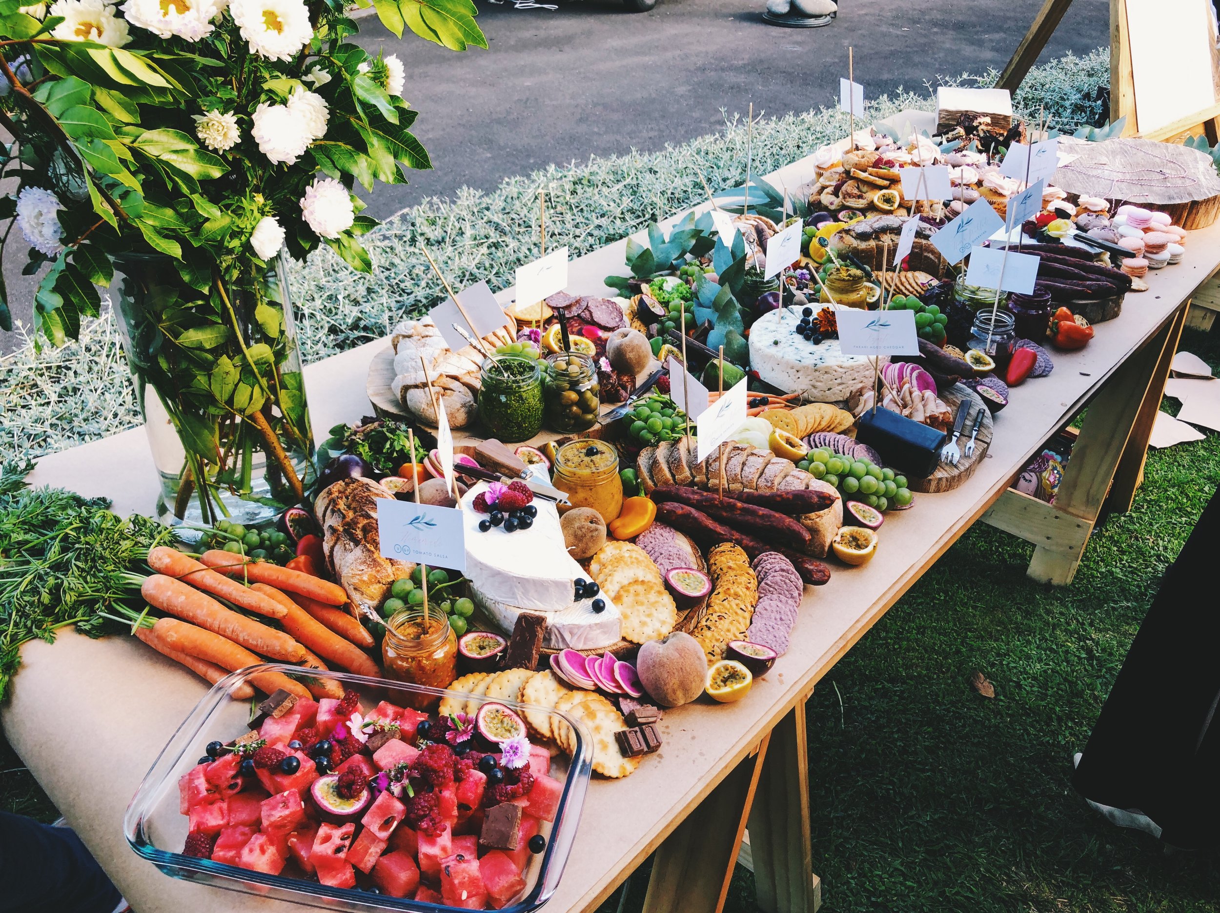 How to Build a Grazing Table