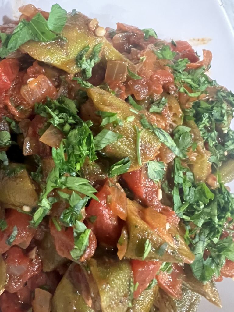 Sautéed Okra and Tomatoes